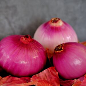 red onion, onion, vegetable, organic, healthy, flavor, seasoning